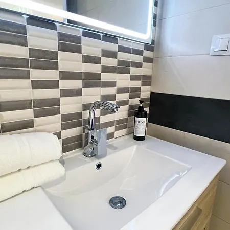 Apartment A 5 Minutos De La Playa Con Terraza En Malaga